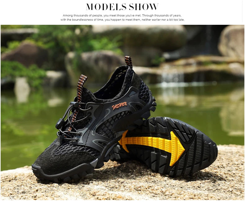 Summer Breathable Men Hiking Shoes Suede + Mesh Outdoor Men Sneakers Climbing Shoes Men Sport Shoes Quick-dry Water Shoes