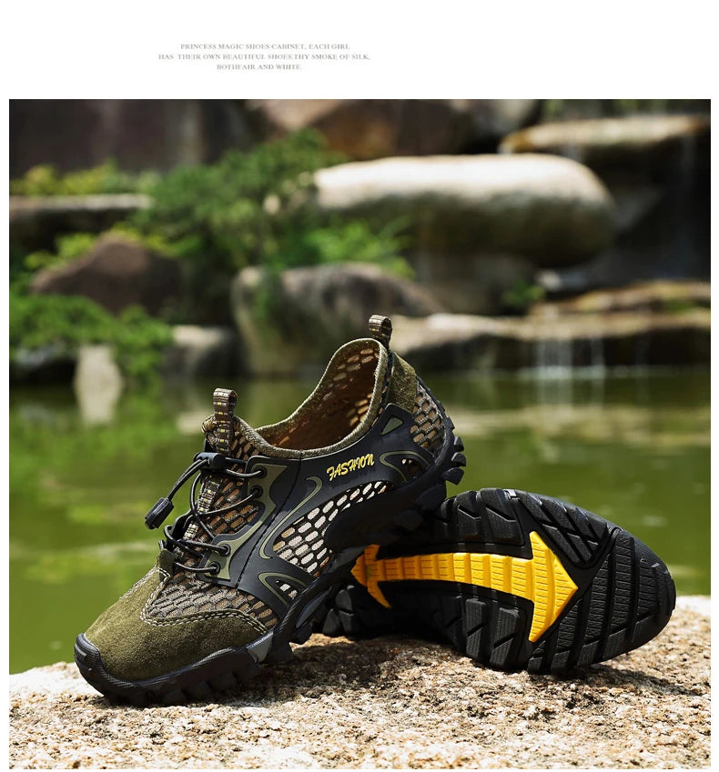 Summer Breathable Men Hiking Shoes Suede + Mesh Outdoor Men Sneakers Climbing Shoes Men Sport Shoes Quick-dry Water Shoes