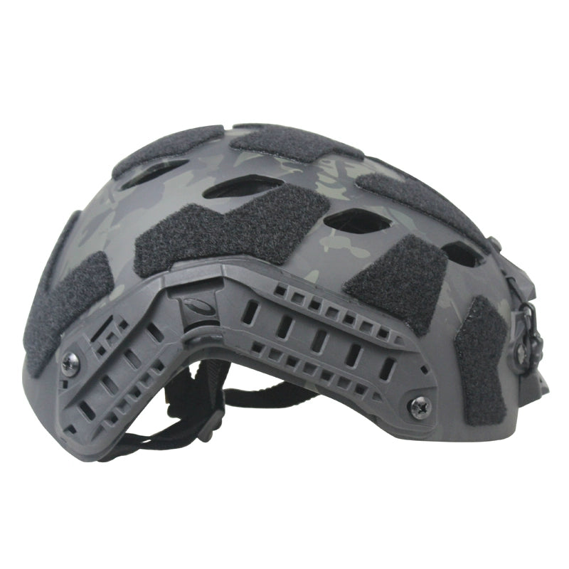 Carbon Fiber Tactical Helmet, Perforated Version, Breathable Field Mountaineering Parachute Riding Helmet, SF, H016