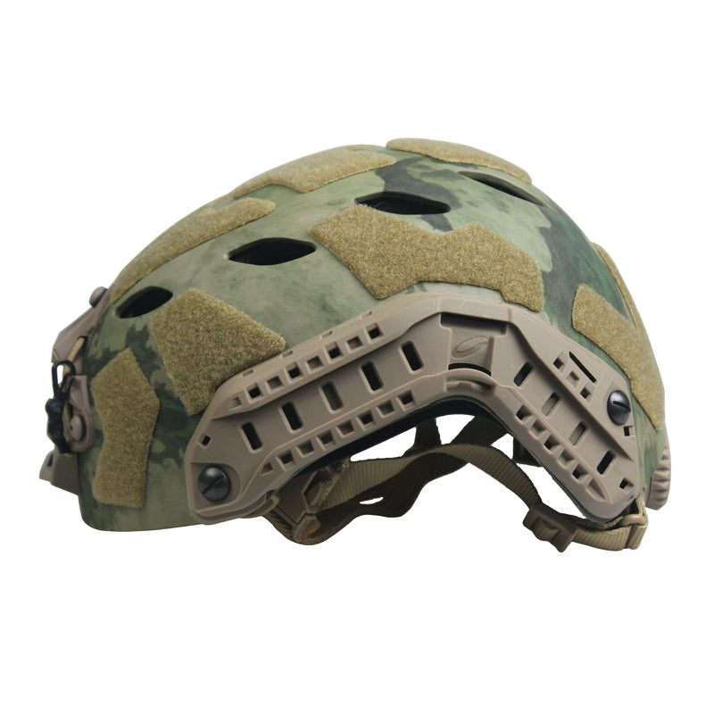 Carbon Fiber Tactical Helmet, Perforated Version, Breathable Field Mountaineering Parachute Riding Helmet, SF, H016