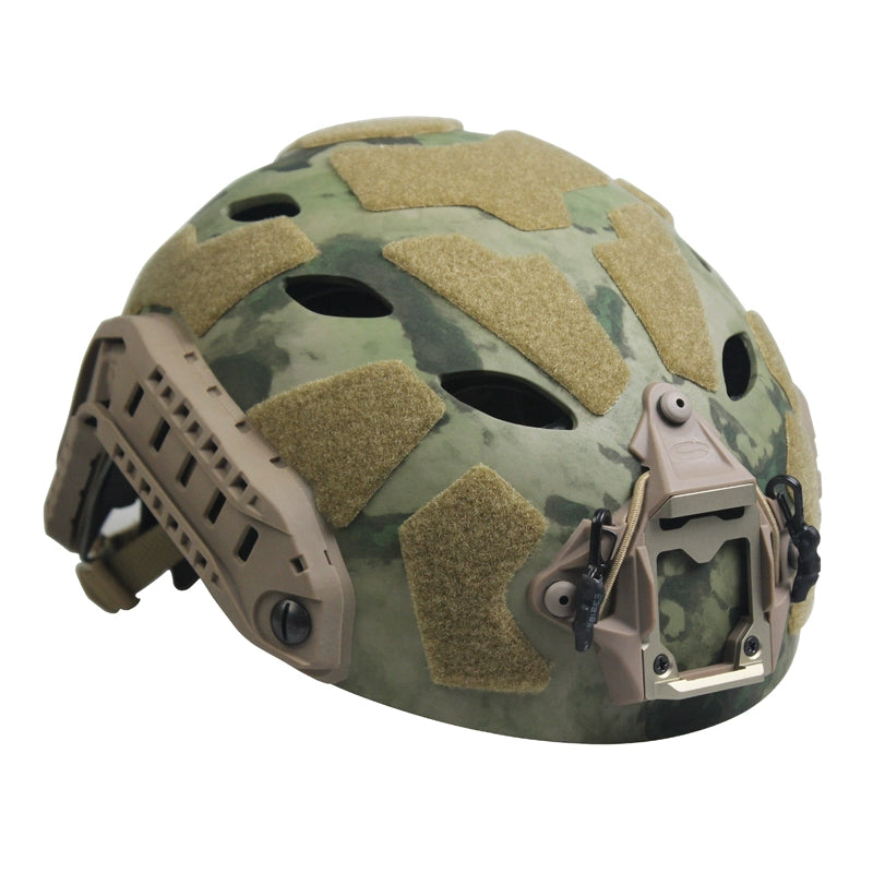 Carbon Fiber Tactical Helmet, Perforated Version, Breathable Field Mountaineering Parachute Riding Helmet, SF, H016