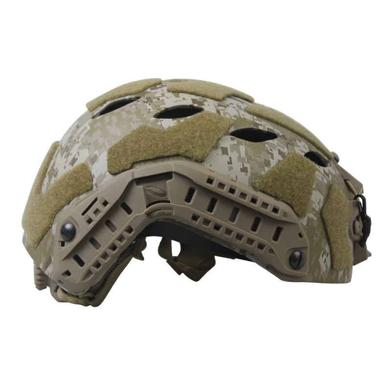 Carbon Fiber Tactical Helmet, Perforated Version, Breathable Field Mountaineering Parachute Riding Helmet, SF, H016