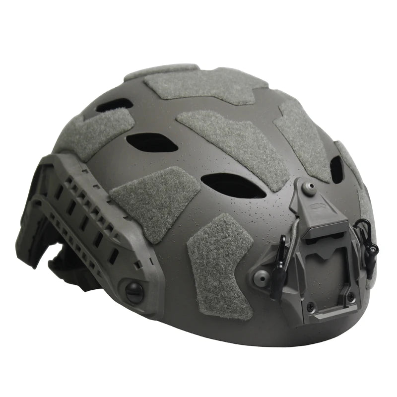 Outdoor Tactical Helmet SF Carbon Fiber Granular Perforated Field Mountaineering Parachute Jumping Riding Development Helmet H01