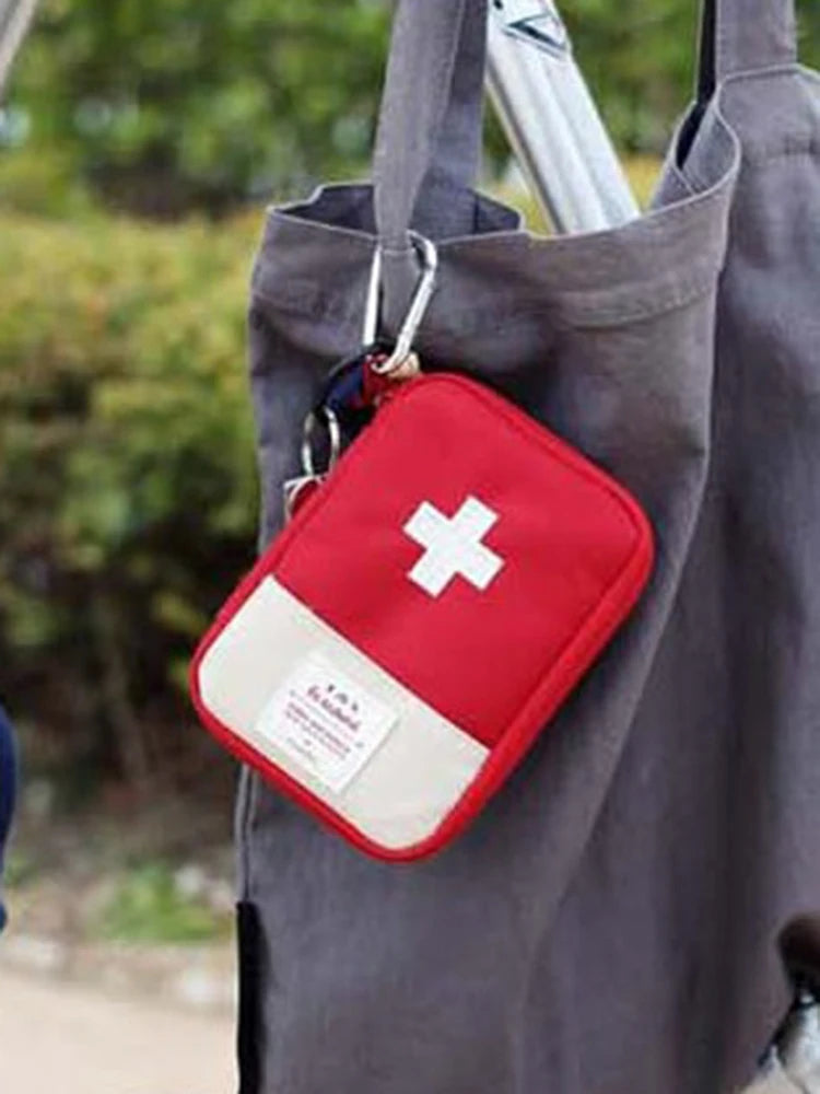 Portable Medicine Bag Cute First Aid Kit Medical Emergency Kits Organizer Outdoor Household Medicine Pill Storage Bag Travel