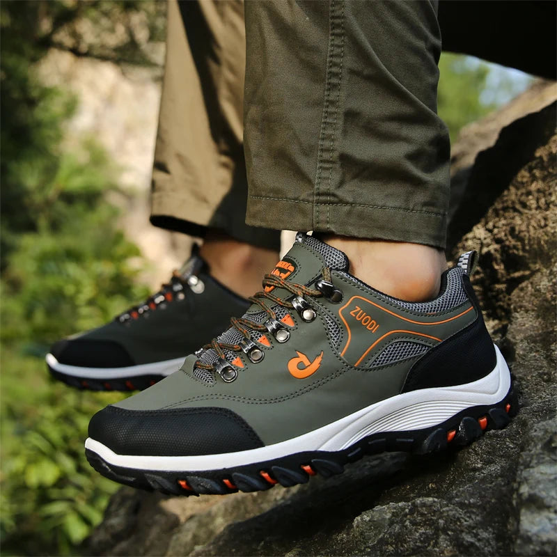 New large size men's casual sports shoes fashion thick sole light comfortable breathable outdoor men Climbing shoes sneakers