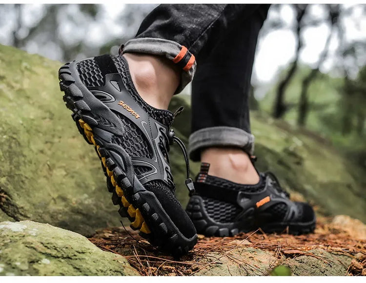 Summer Men's Hiking Shoes Mesh Outdoor Breathable Men's Sports Shoes Climbing Shoes Men's Sports Shoes Quick Dry Water Shoes