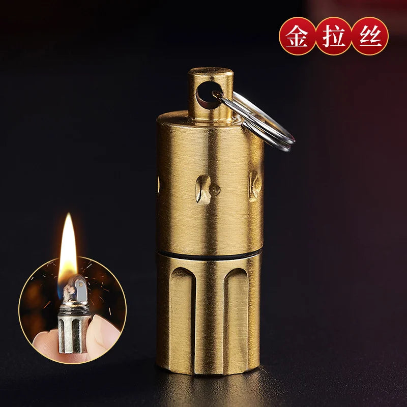 Mini Compact Keychain Grinding Wheel Ignitor Oil Refillable Outdoor Survive Camping Kerosene Lighter Smoking Accessories Gadgets