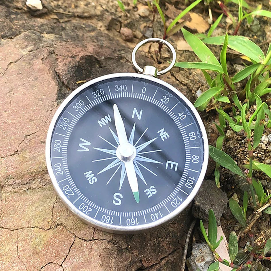 Portable Compass Aluminum Alloy Keychain Camping Trekking Hunting Hiking Survival Compass Navigation For Outdoor Activities