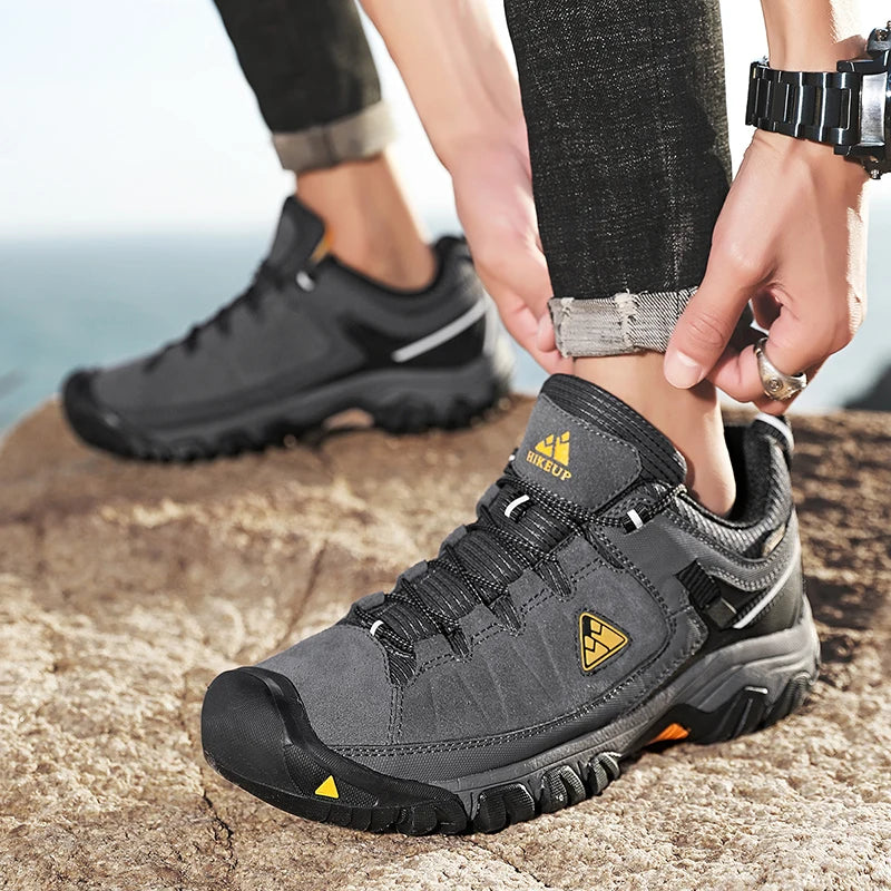 HIKEUP New High Quality Men Hiking Shoes Durable Leather Climbing Shoes Outdoor Walking Sneakers Rubber Sole Factory Outlet