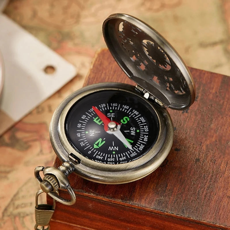 Vintage Bronze Flip Compass Pocket Watch Design Outdoor Hiking Navigation Kid Gift Retro Metal Portable Compass Survival Tools