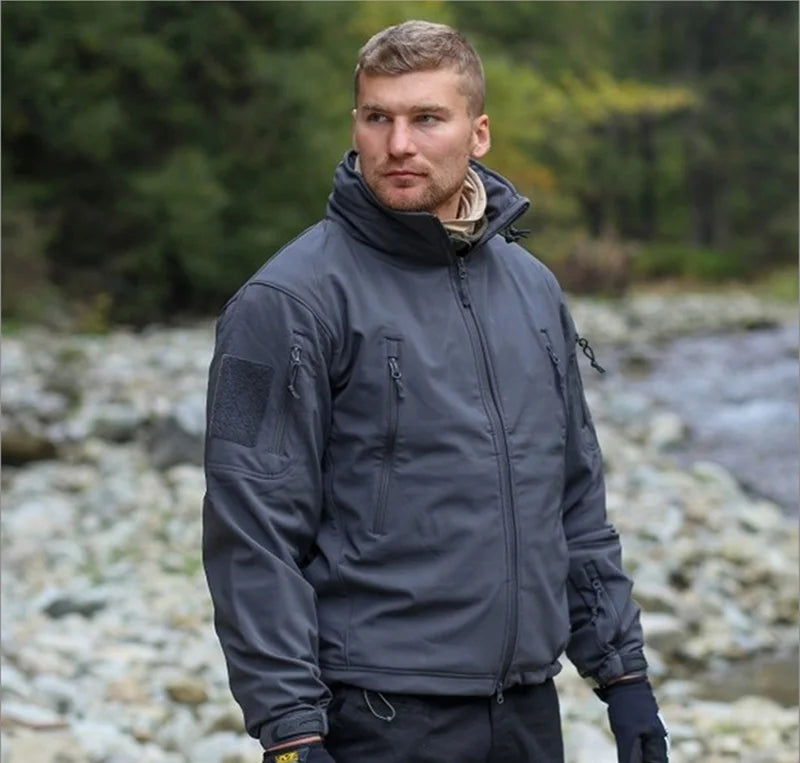 Autumn and Winter Men's Tactical Jacket Waterproof Fleece Soft Shell Men's Outdoor Sports Windproof Jacket