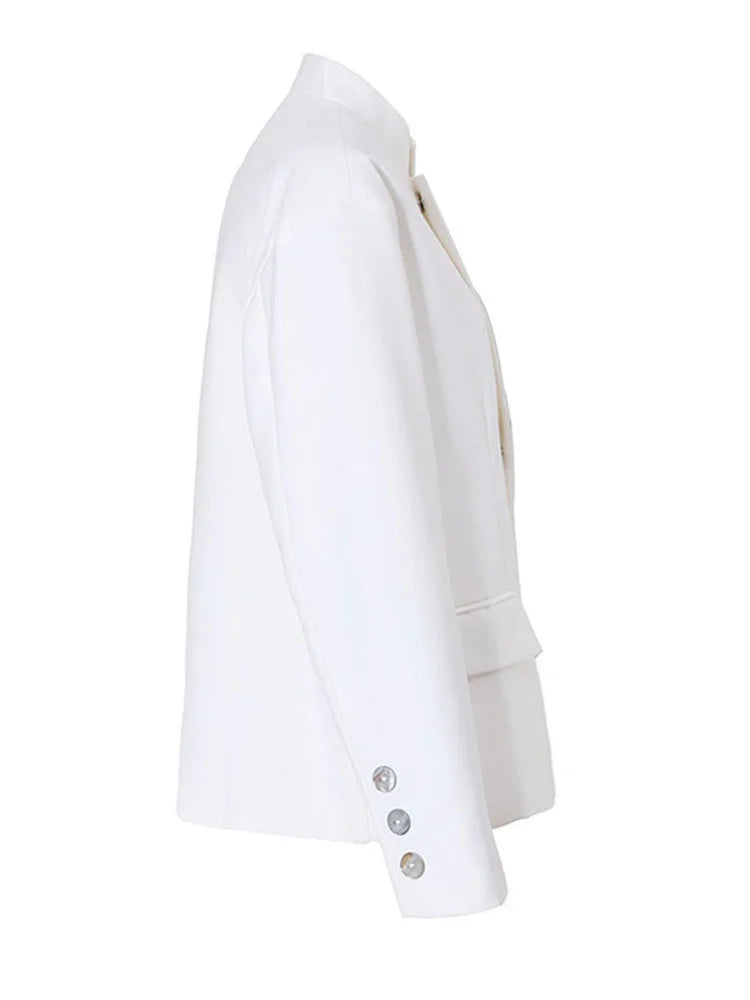 [EAM]  Women White Shell Button Big Size Blazer New Stand Collar Long Sleeve Loose Fit Jacket Fashion Spring Autumn 2024 1DF3501