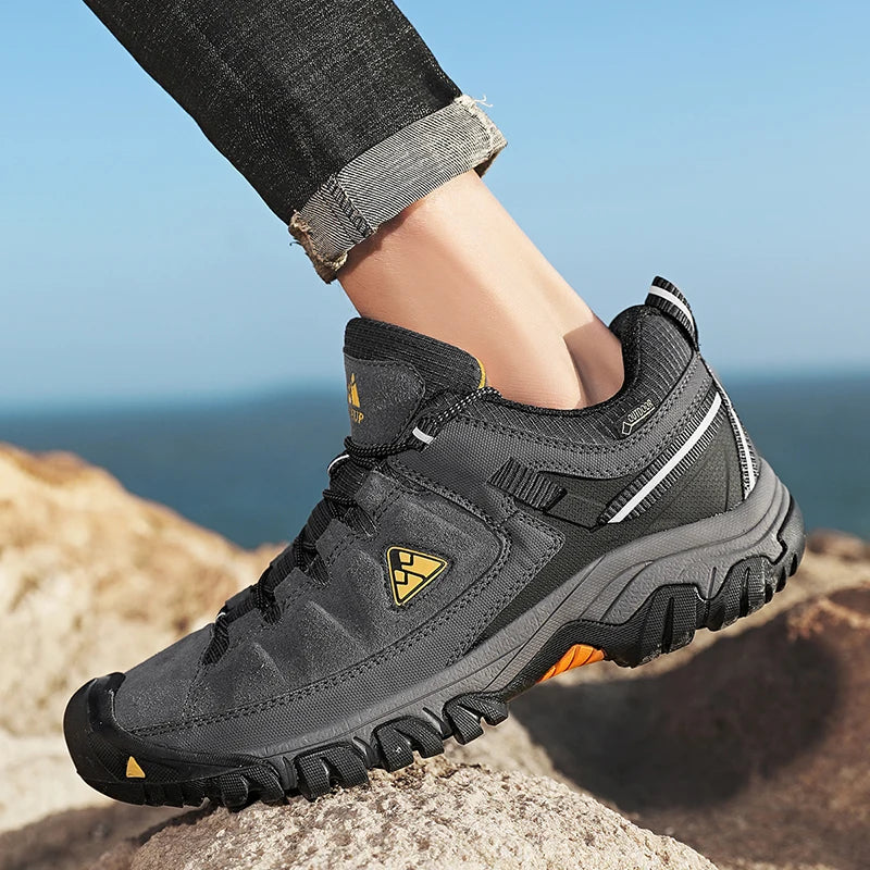 HIKEUP New High Quality Men Hiking Shoes Durable Leather Climbing Shoes Outdoor Walking Sneakers Rubber Sole Factory Outlet