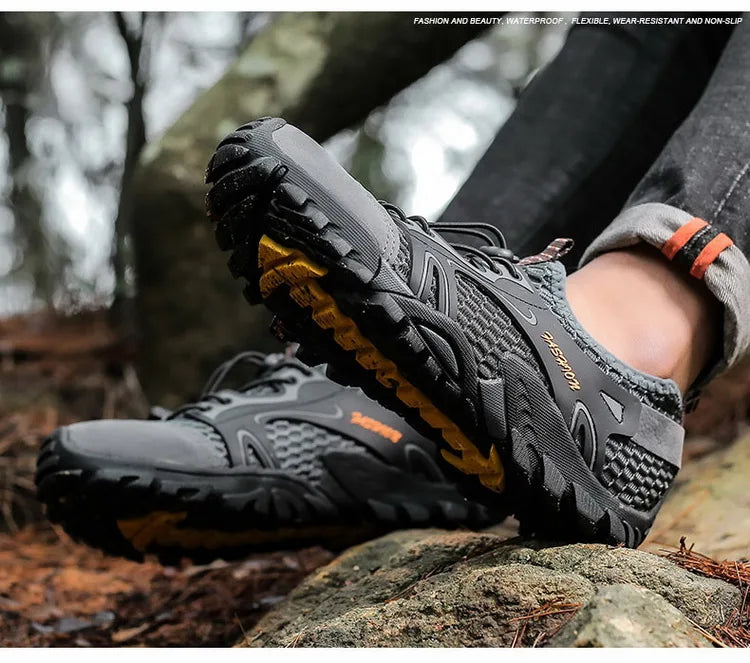 Summer Men's Hiking Shoes Mesh Outdoor Breathable Men's Sports Shoes Climbing Shoes Men's Sports Shoes Quick Dry Water Shoes