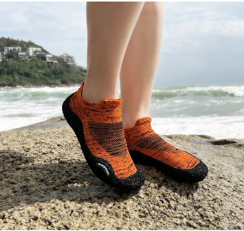 Men's Women's Beach Shoes Creek Tracing Anti Slip Breathable Multifunctional Water Wading Sneakers Outdoor Climbing Sports Socks