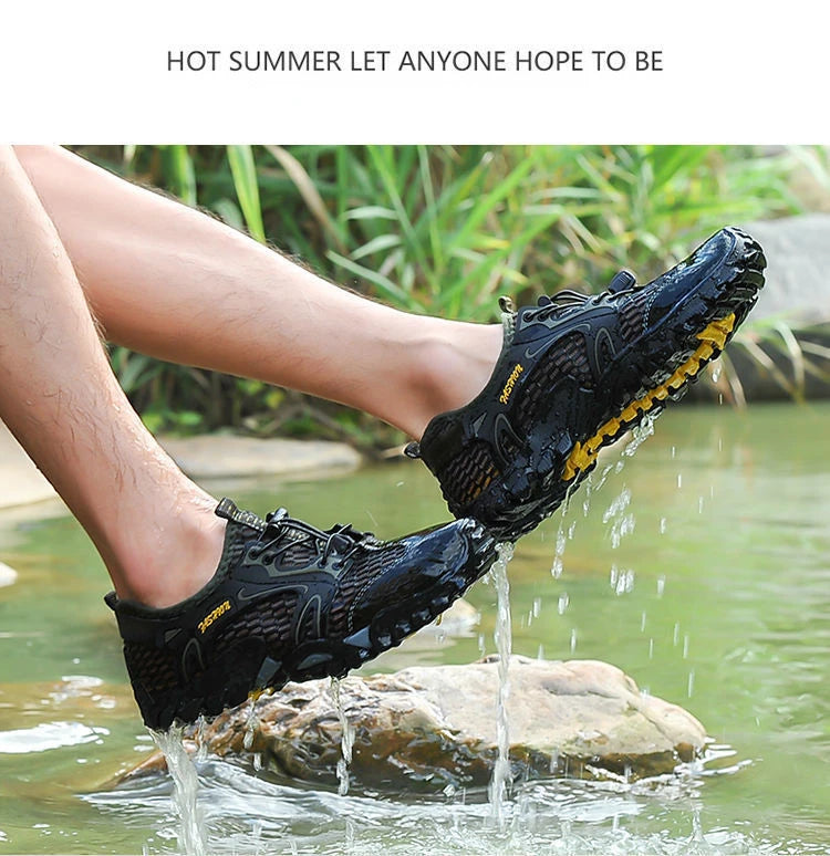 Men Sneakers Summer Wading Mesh Shoes Comfortable Slip on Outdoor Hiking Shoes Zapatos Hombre Casual Climbing Trekking Footwear