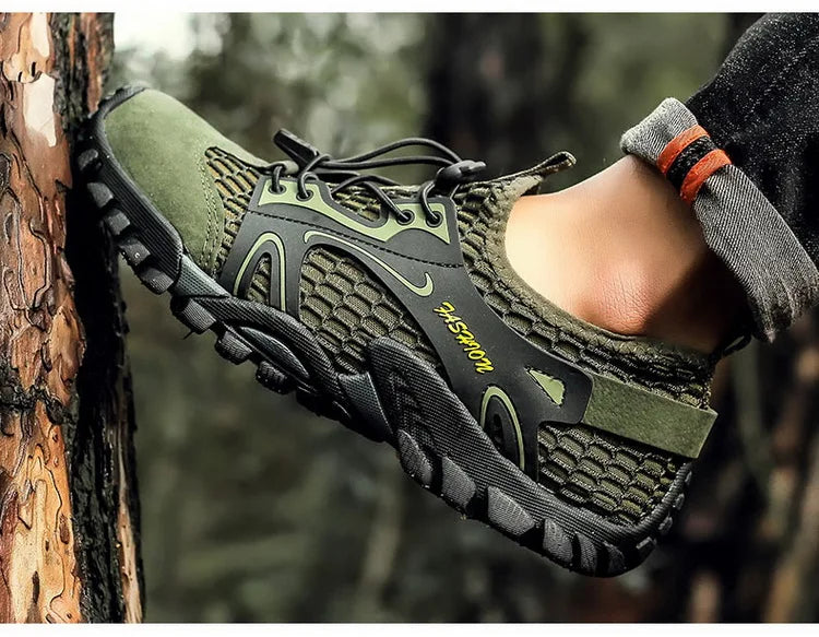 Summer Men's Hiking Shoes Mesh Outdoor Breathable Men's Sports Shoes Climbing Shoes Men's Sports Shoes Quick Dry Water Shoes