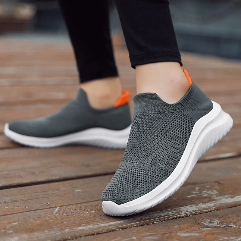 Men Shoes Summer 2023 Casual Shoes Outdoor Light Hiking Sports Mesh Lovers Running Shoes Fashion Breathable Vulcanized Shoes