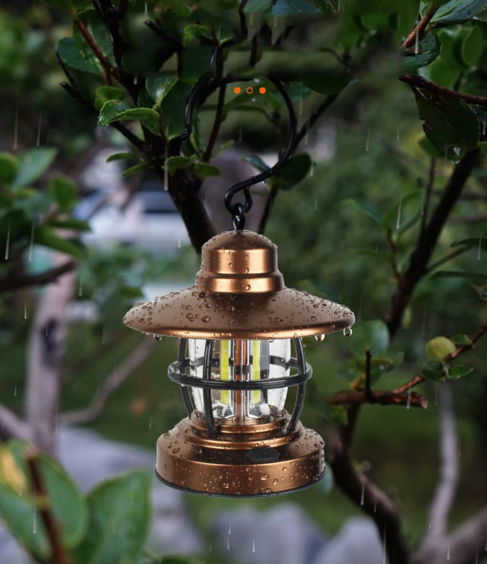 Vintage Camping Lantern Lamp Outdoor Mountaineering Camping Portable Lighting Lanterns Battery-powered LED Hang Tent Light