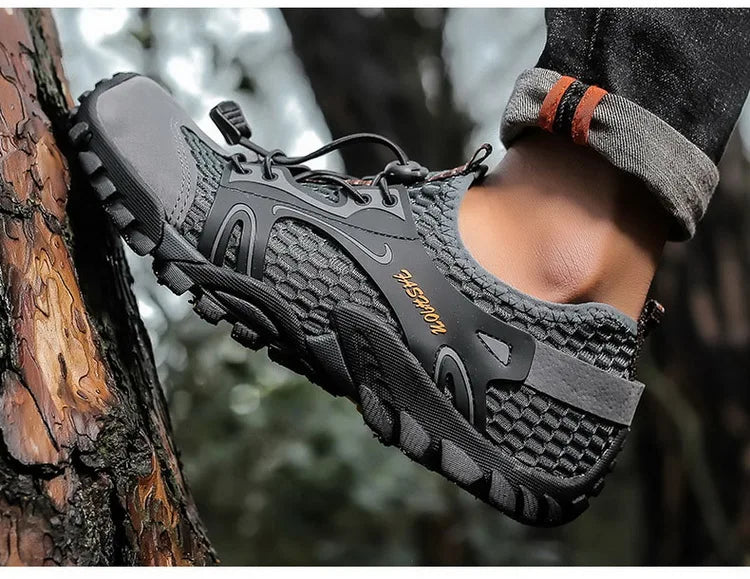 Summer Men's Hiking Shoes Mesh Outdoor Breathable Men's Sports Shoes Climbing Shoes Men's Sports Shoes Quick Dry Water Shoes