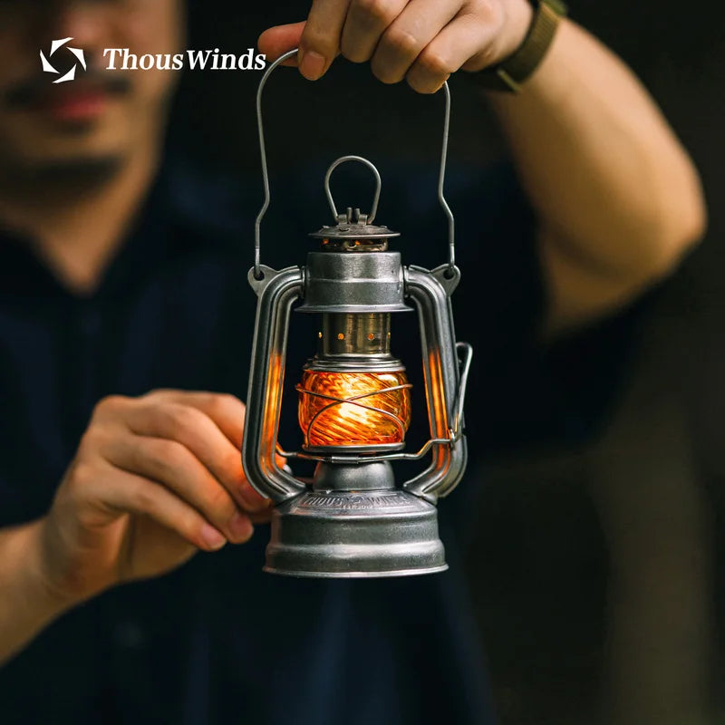 Thous Winds Memory Oil Lamp Outdoor Portable Mini Camping Lantern Emotion Retro Lights for Hike Picnic Backpack Camping Supplies